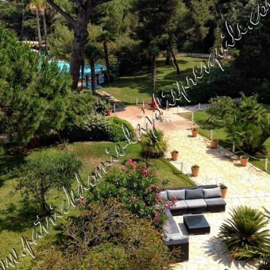 Magnifique Parc De La Presqu'Ile Avec Piscine Et Plage Face A Porquerolles ! イエール エクステリア 写真